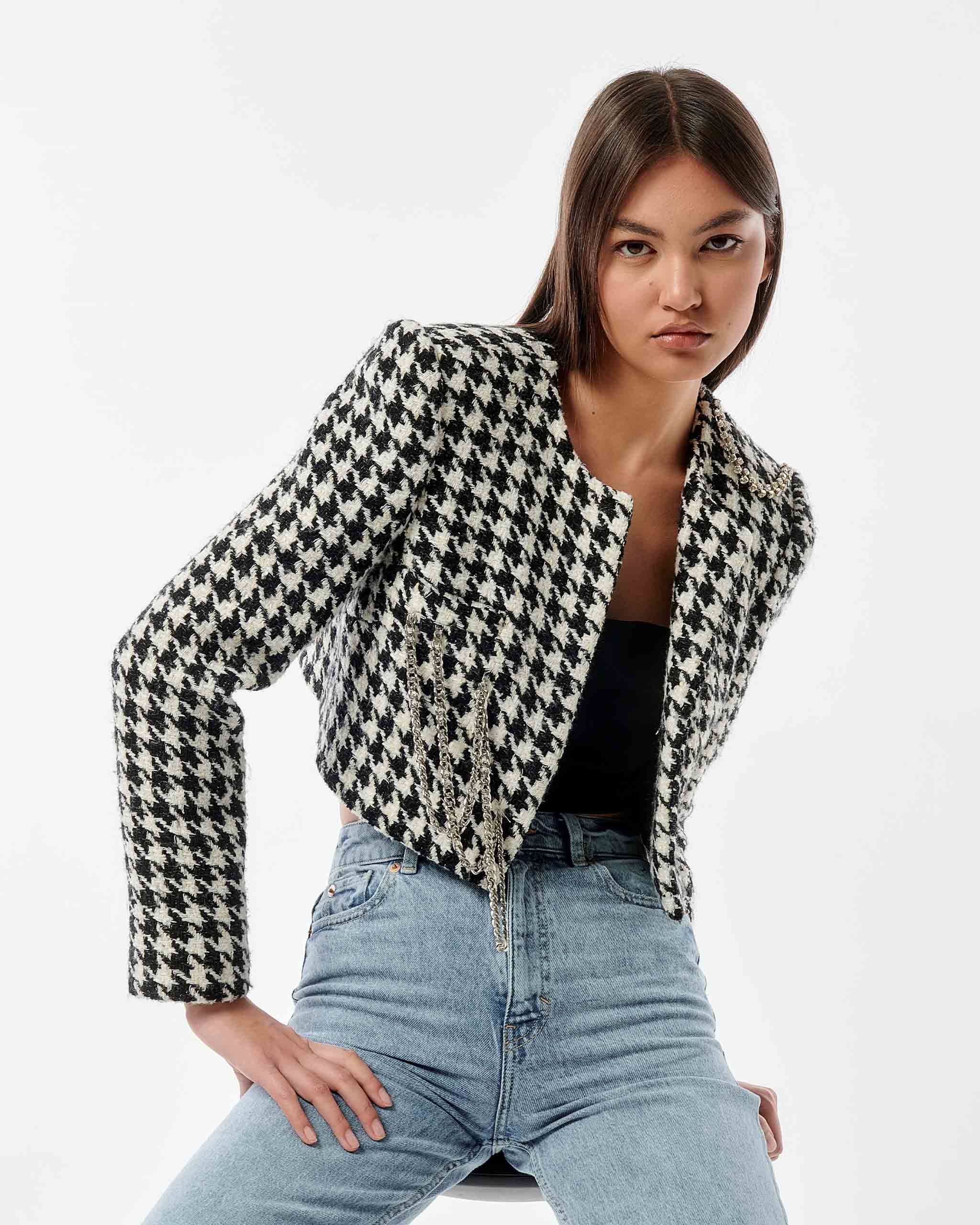 Jacket embroidered with chains